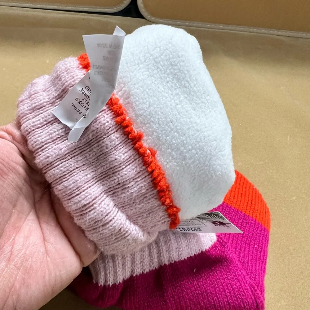 Hat & mittens